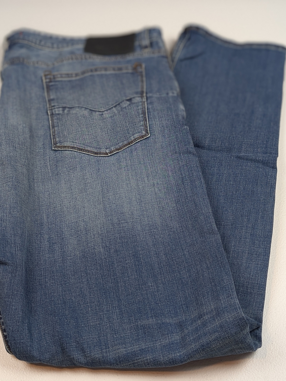 ​Robert Graham Men’s Blue Denim Jeans - Size 42 (Straight Leg / Comfort Stretch)